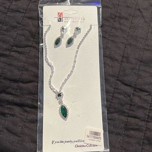 Emerald Green necklace and earrings set